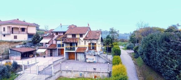 10غرفة فيلا في Montechiaro d'Asti, Italy رقم 146844 2