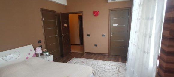 4 bedrooms Apartment in Nasimi, Azerbaijan No. 1741 17