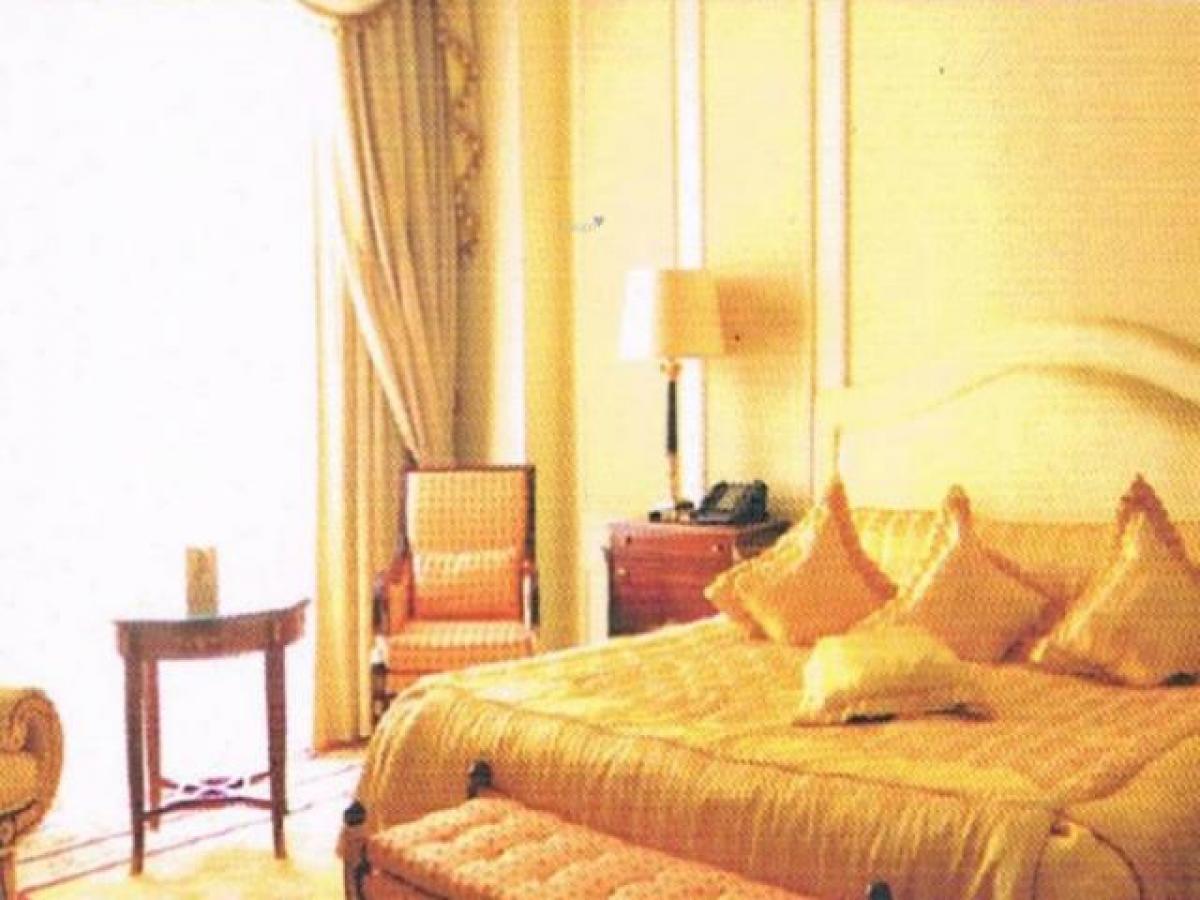 3 bedrooms House in Noida, India No. 22946