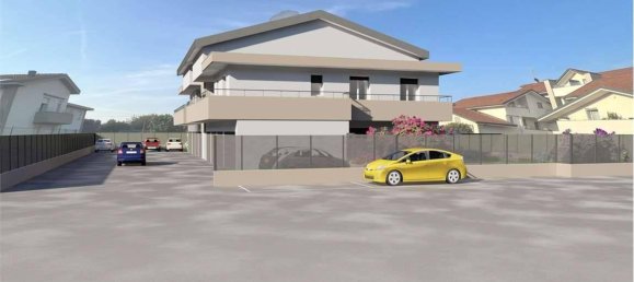 3 rooms Apartment in Inverigo, Italy No. 152445 4