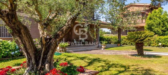 4 bedrooms Villa in Rome, Italy No. 297471 29