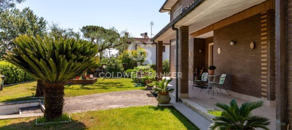 4 bedrooms Villa in Rome, Italy No. 297471 4