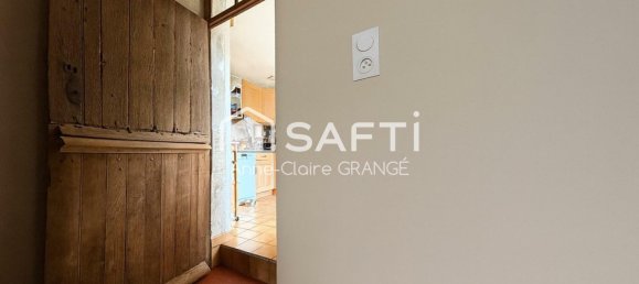 2 bedrooms House in Sarthe, France No. 357665 3
