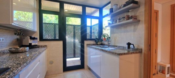 2 bedrooms House in Quarteira, Portugal No. 131452 5