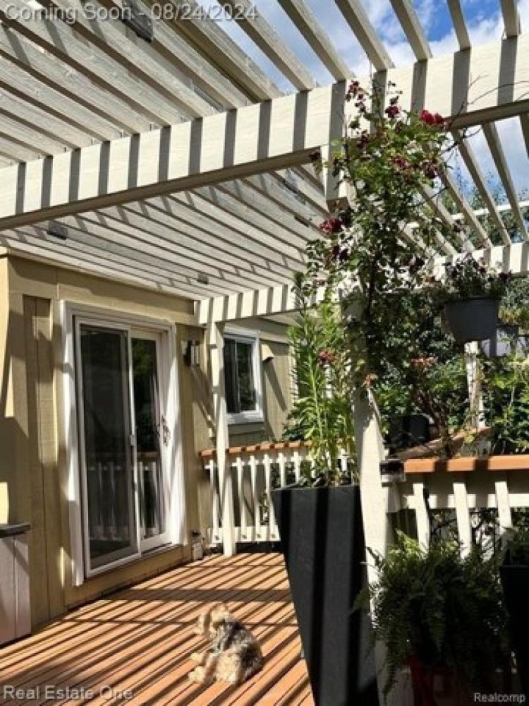 Дом с 3 спальнями в Нови, США № 374772