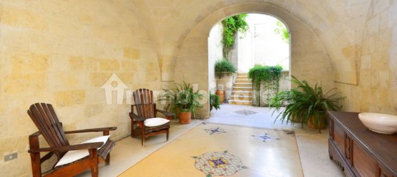 Здание с 5 комнатами в Гротталье, Италия № 86775 8