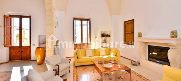 Здание с 5 комнатами в Гротталье, Италия № 86775 33