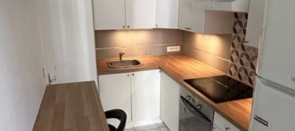 1 bedroom Apartment in Paris, France No. 309917 8