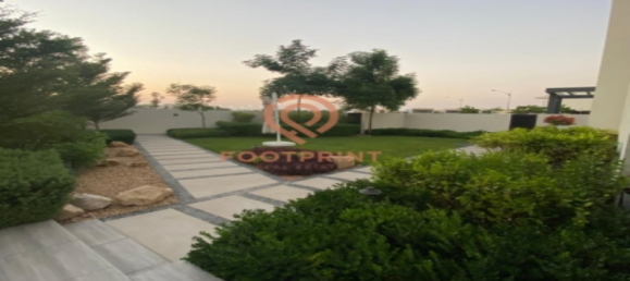 Таунхаус с 4 спальнями в Дубай, ОАЭ № 24704 10