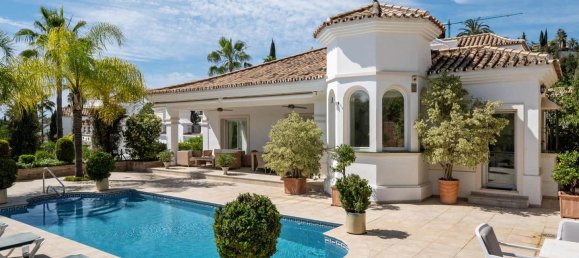 4 bedrooms House in La Quinta, Spain No. 155709 30