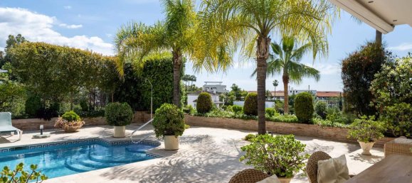 4 bedrooms House in La Quinta, Spain No. 155709 10