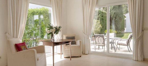 4 bedrooms House in La Quinta, Spain No. 155709 15