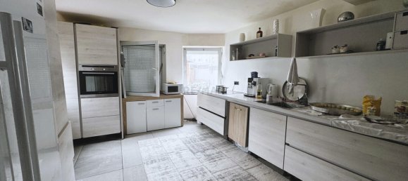 Таунхаус с 7 комнатами в Goppingen, Германия № 14977 7