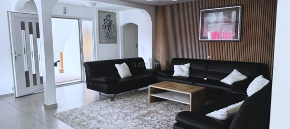 Таунхаус с 7 комнатами в Goppingen, Германия № 14977 4