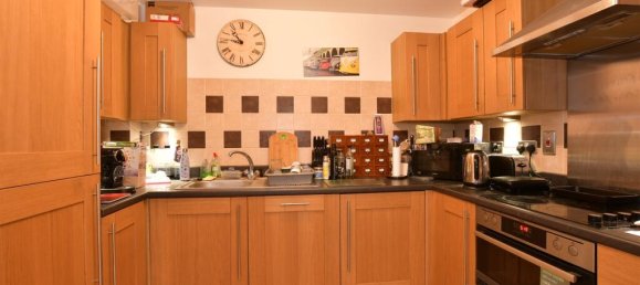 2 bedrooms Apartment in Essex, United Kingdom No. 4169 6