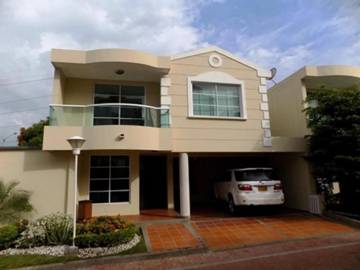 Casa de 4 dormitorios en Atlántico, Colombia No. 6368