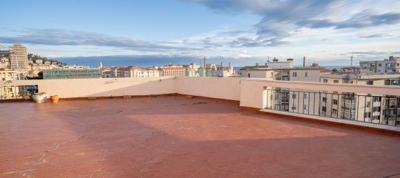 Penthouse de 3 divisões em Imperia, Italy N.º 39204 20