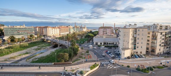 Penthouse de 3 divisões em Imperia, Italy N.º 39204 2