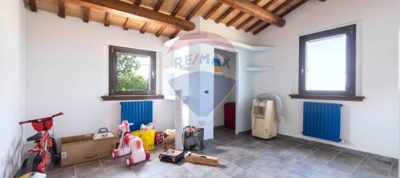 11 rooms House in Cupramontana, Italy No. 6533 18