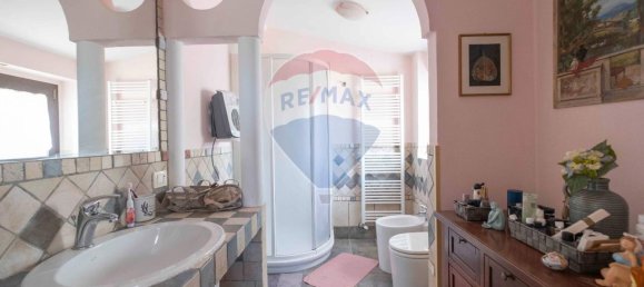 11 rooms House in Cupramontana, Italy No. 6533 11