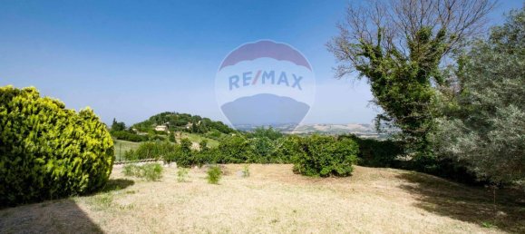 11 rooms House in Cupramontana, Italy No. 6533 23