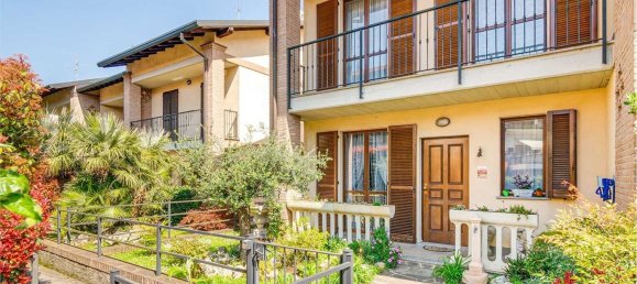 5-Zimmer Haus in Carate Brianza, Italy, Nr. 263427 3