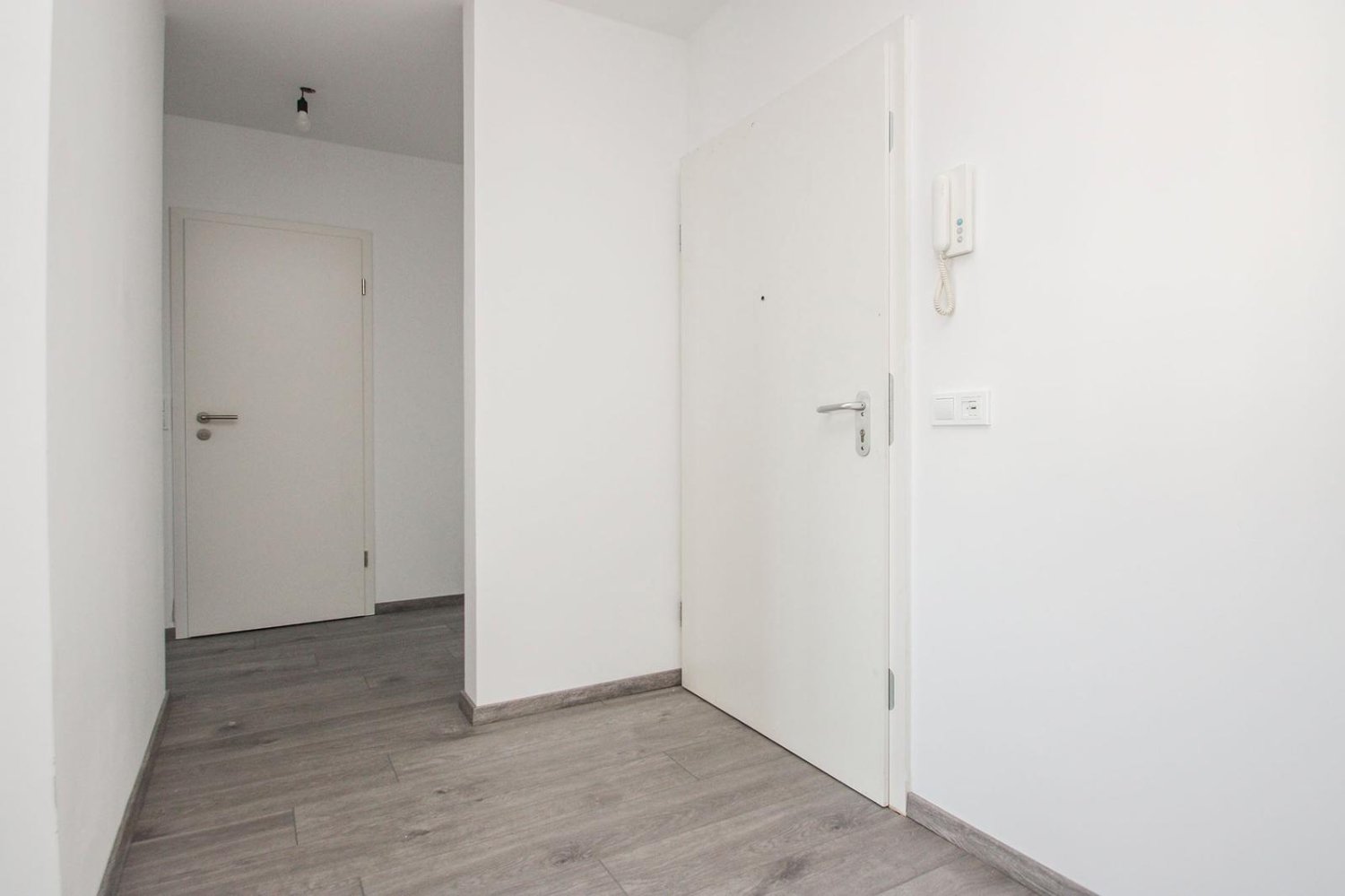 Apartamento de 1 dormitorio en Mettmann, Germany No. 141567