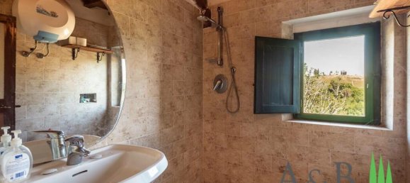 4 bedrooms House in Asciano, Italy No. 57200 46