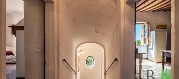 4 bedrooms House in Asciano, Italy No. 57200 23