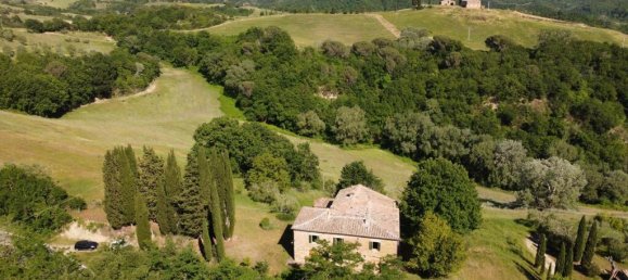 4 bedrooms House in Asciano, Italy No. 57200 67