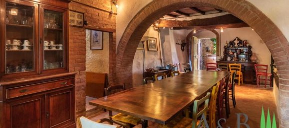 4 bedrooms House in Asciano, Italy No. 57200 2