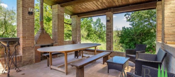 4 bedrooms House in Asciano, Italy No. 57200 8