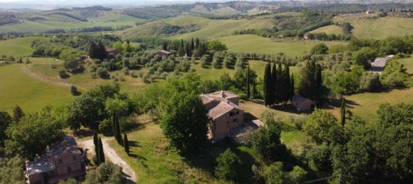 4 bedrooms House in Asciano, Italy No. 57200 63