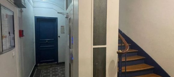 2 rooms Apartment in Paris, France No. 332179 3