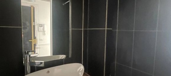 2 rooms Apartment in Paris, France No. 332179 12