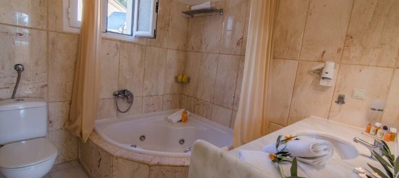 3 Schlafzimmer Villa in Corfu, Greece, Nr. 53789 10