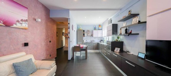 Квартира с 4 комнатами в Пало дель Колле, Италия № 31775 2