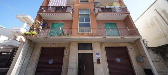 Квартира с 4 комнатами в Пало дель Колле, Италия № 31775 36