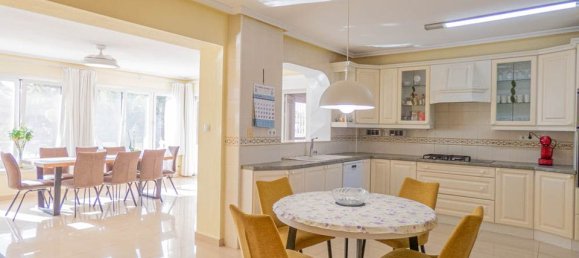 7 bedrooms Villa in San Miguel de Salinas, Spain No. 189245 3