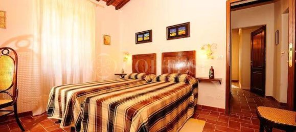 4 غرف نوم فيلا في Cortona, Italy رقم 278167 12