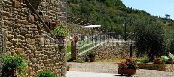 4 غرف نوم فيلا في Cortona, Italy رقم 278167 31