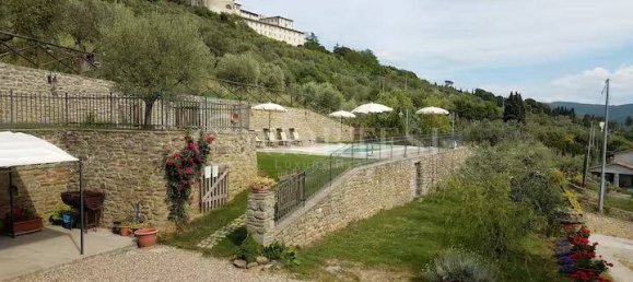 4 غرف نوم فيلا في Cortona, Italy رقم 278167 7