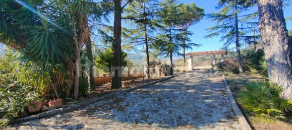 7 Schlafzimmer Villa in Sonnino, Italy, Nr. 287214 3