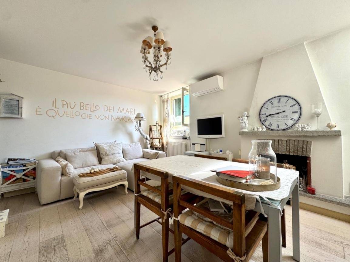 3 bedrooms Apartment in Alassio, Italy No. 189595