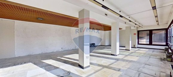 Escritório de 5 divisões em Gallarate, Italy N.º 113256 9