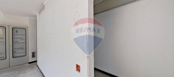 Escritório de 5 divisões em Gallarate, Italy N.º 113256 13