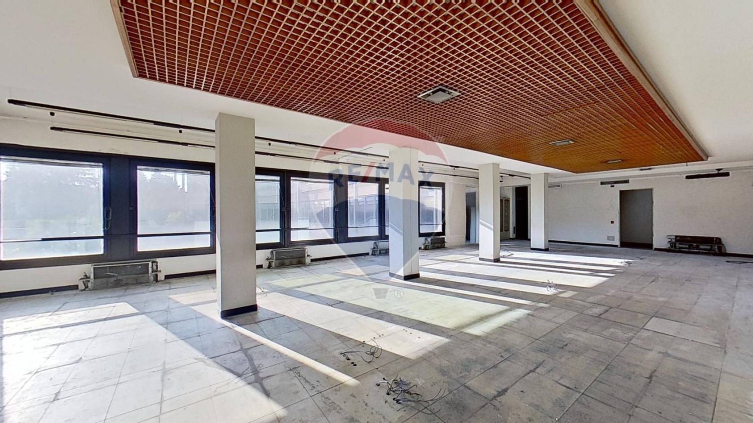 Escritório de 5 divisões em Gallarate, Italy N.º 113256