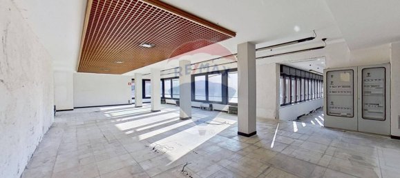 Escritório de 5 divisões em Gallarate, Italy N.º 113256 12