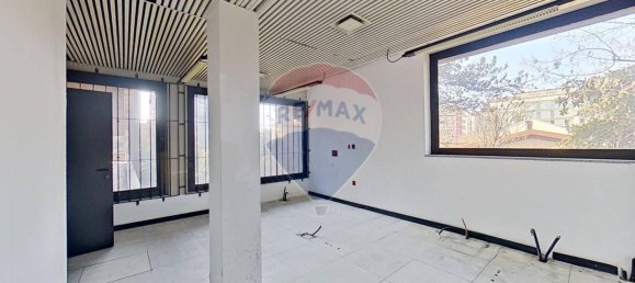 Escritório de 5 divisões em Gallarate, Italy N.º 113256 20