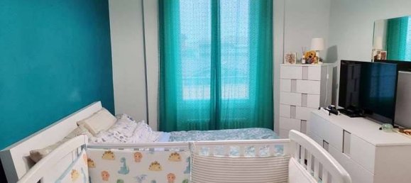 2 Schlafzimmer Wohnung in Modena, Italy, Nr. 189044 5